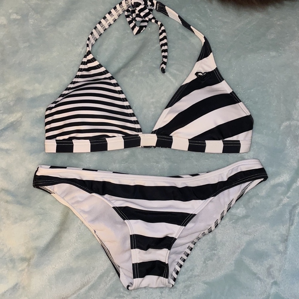 Vintage Roxy bikini